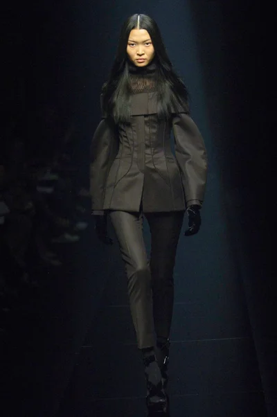 Look 13